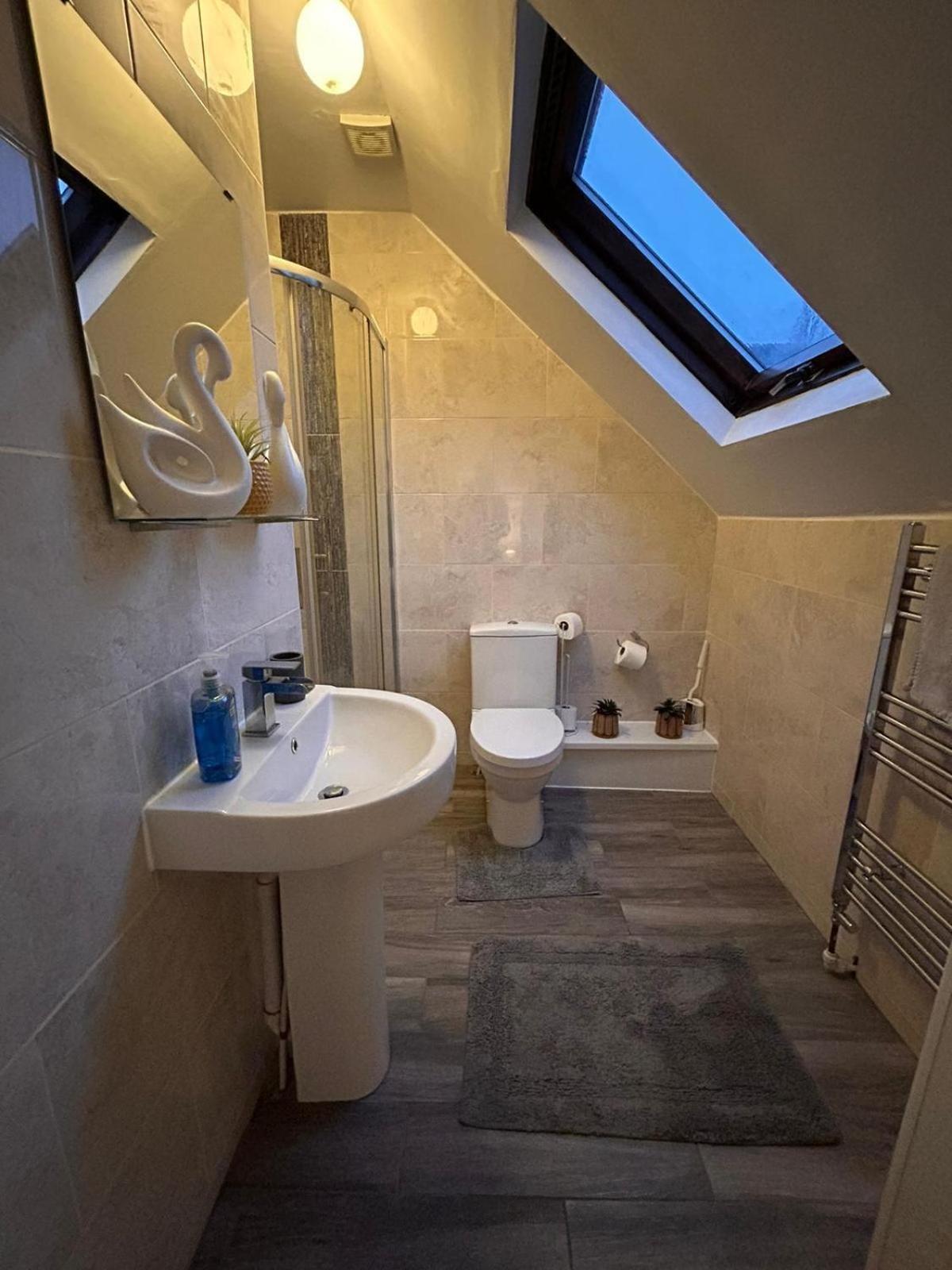 Bv Homely Fifteen At Deighton Appartement Huddersfield