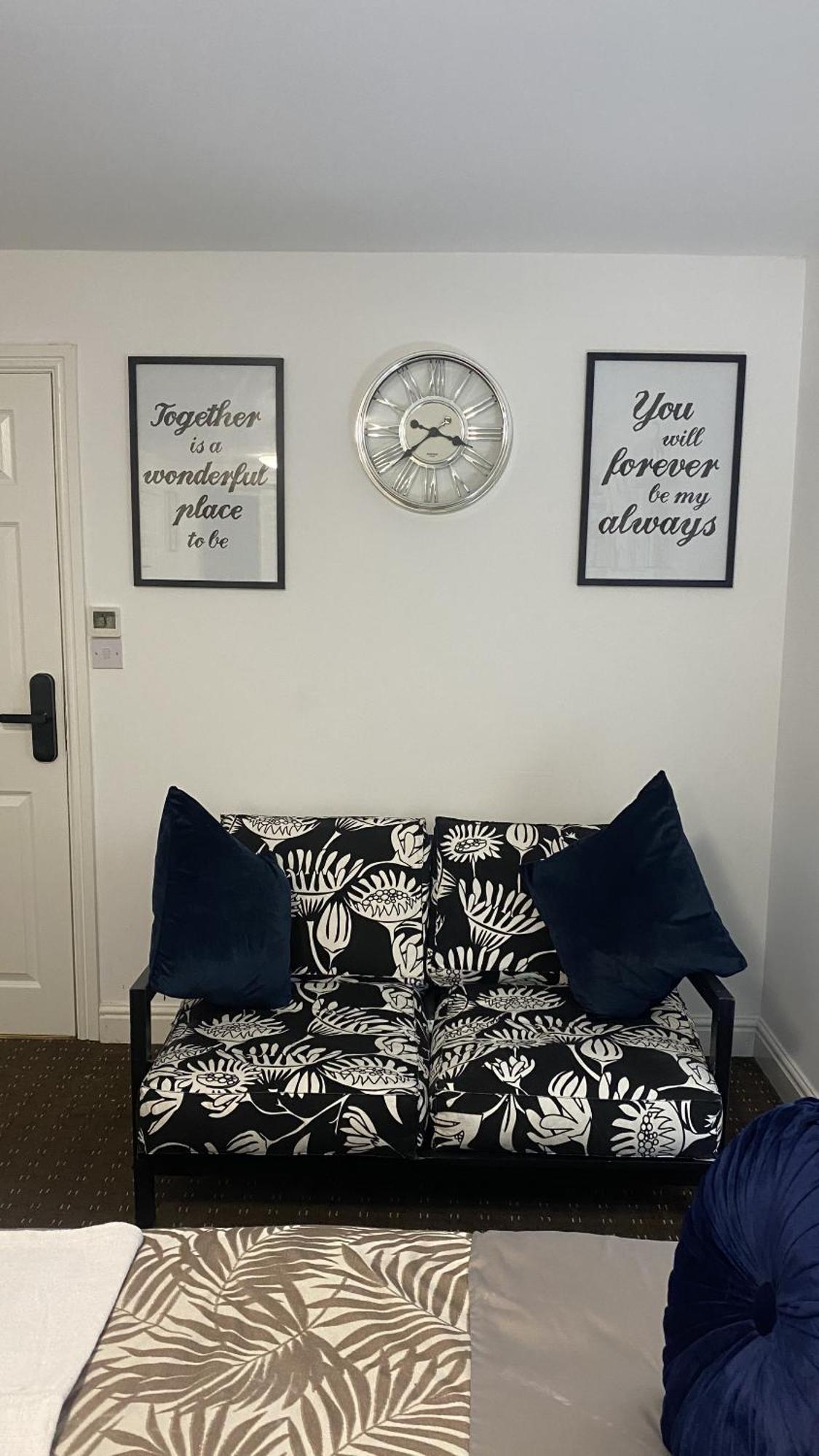 Bv Homely Fifteen At Deighton Appartement *